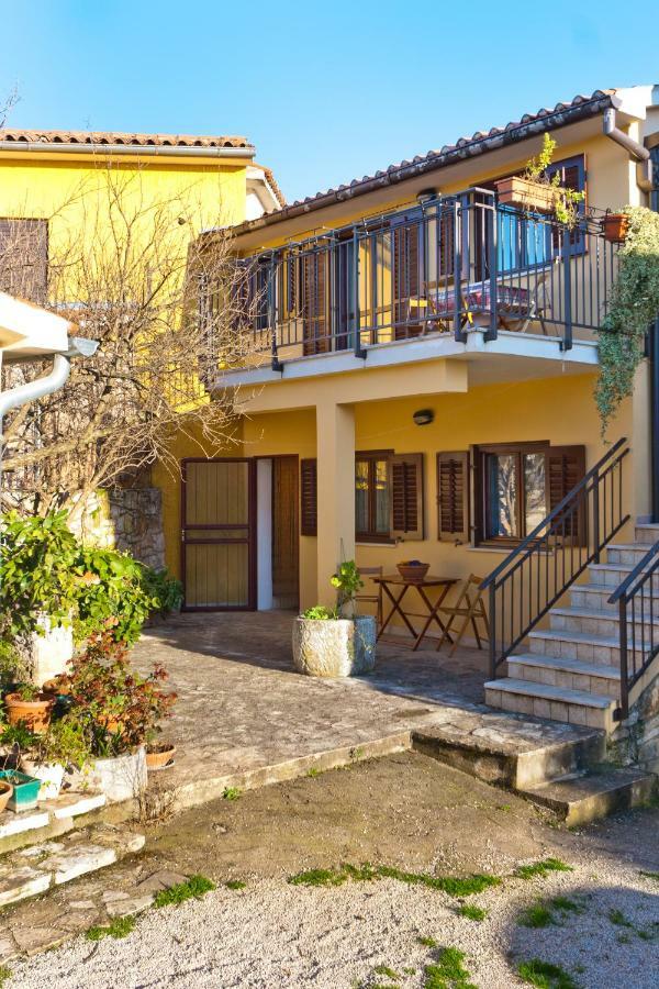 Apartments Redenta Tar-Vabriga 외부 사진