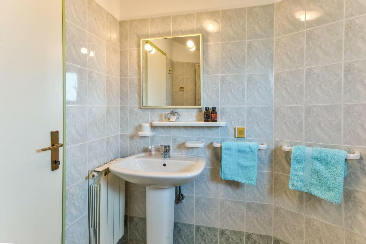 Apartments Redenta Tar-Vabriga 외부 사진