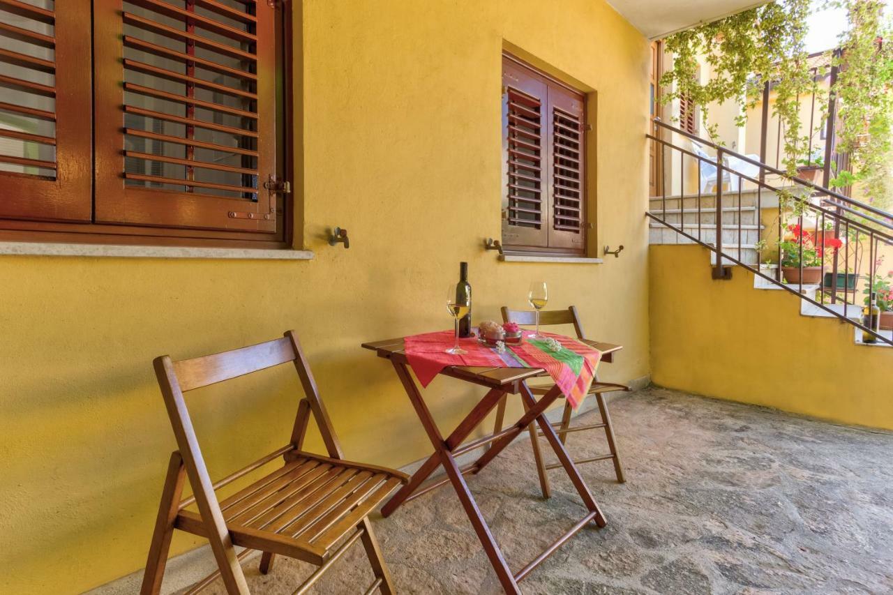 Apartments Redenta Tar-Vabriga 외부 사진