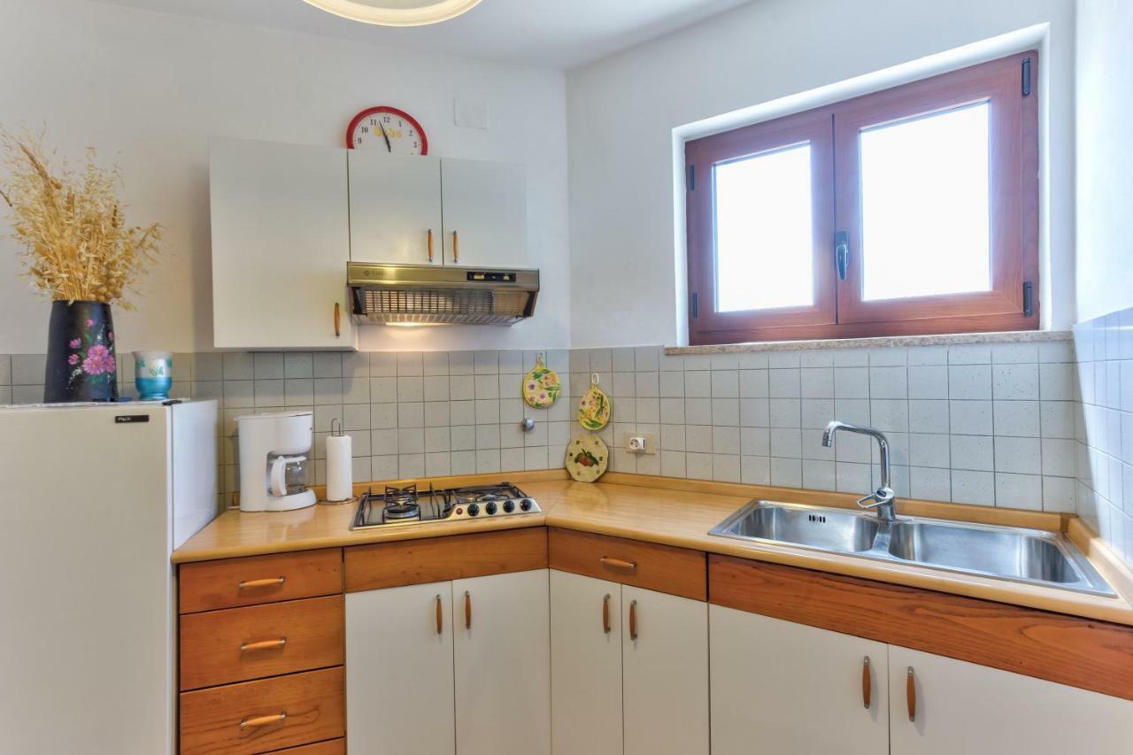 Apartments Redenta Tar-Vabriga 외부 사진