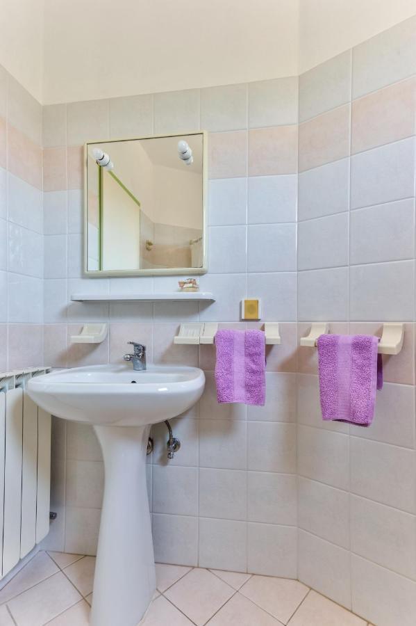 Apartments Redenta Tar-Vabriga 외부 사진